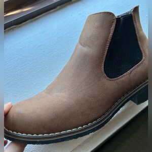 Women’s Cotton Traders brown ankle boots size 9